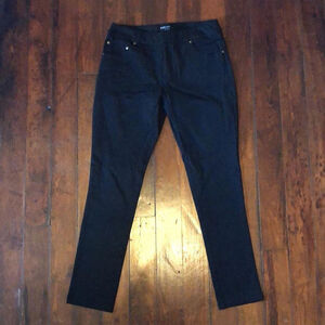 E39 Black Slim Fit Trouser Jeans - Size 6